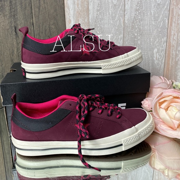 Converse One Star OX Suede Dark Burgundy W AUTHENT - Picture 2 of 8